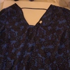 Torrid black flower blue blouse shirt size 3